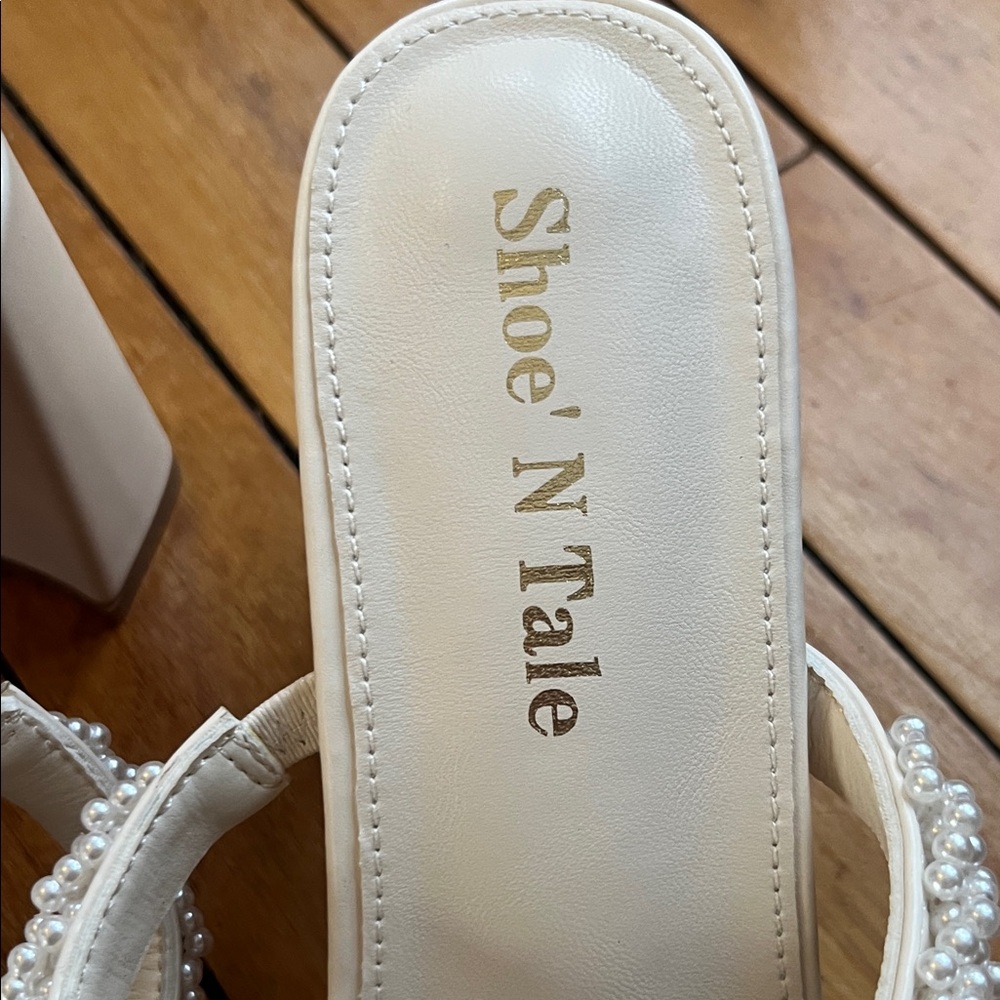 Women's White Beaded Sandals - Picture 2 of 5